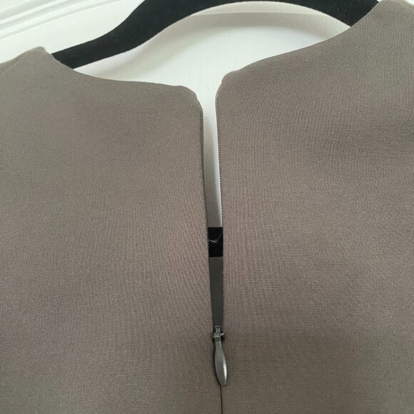 Babaton Grey V-Neck Bodysuit with Mid Length Sleeves and Back Zipper XS - Picture 8 of 10
